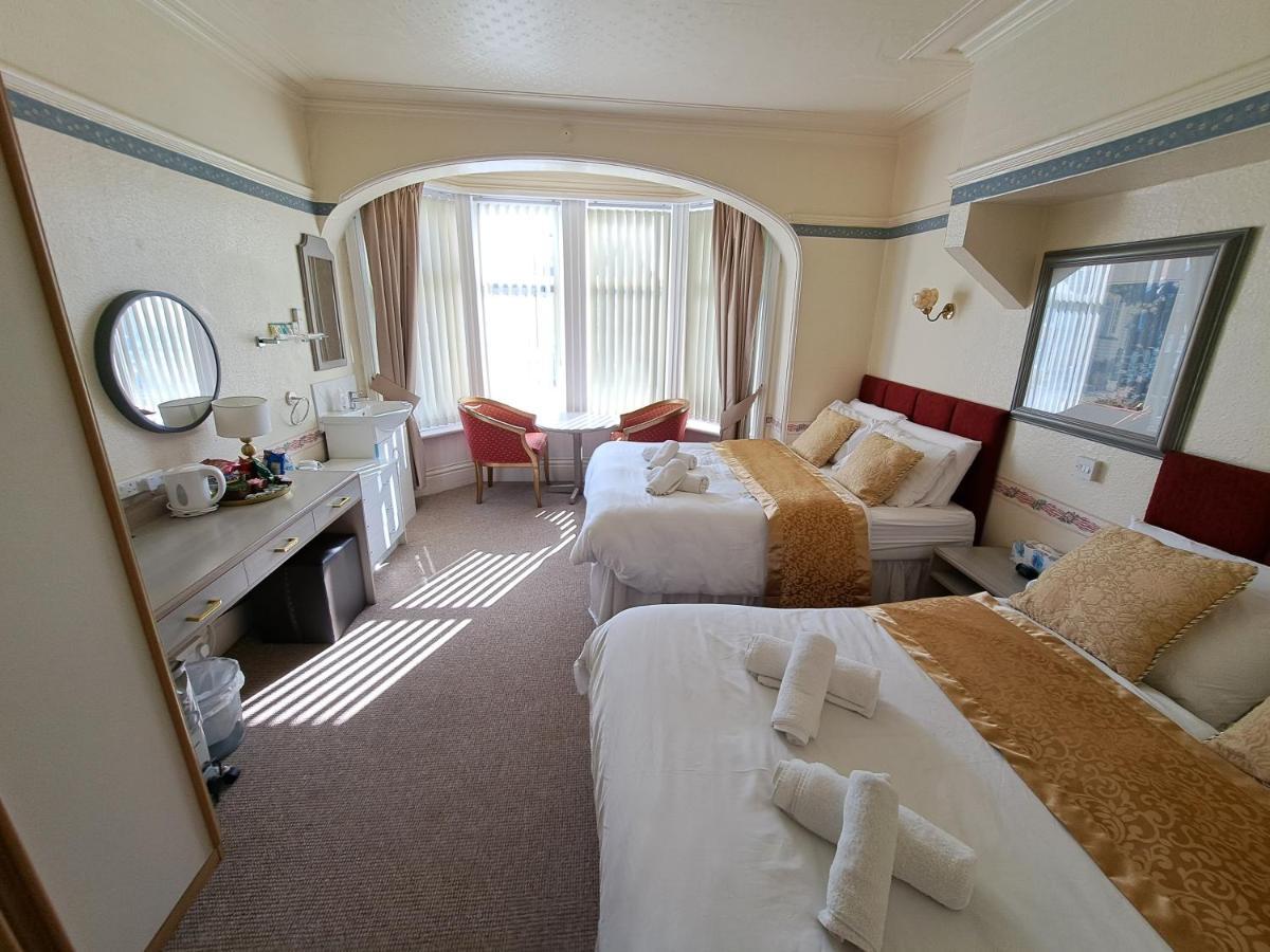 Lily Hotel Blackpool Kültér fotó